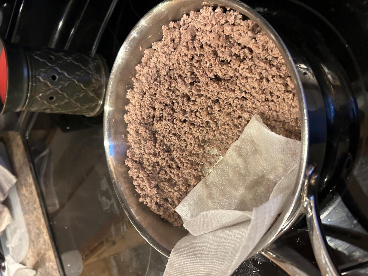 Removing grease with paper towels